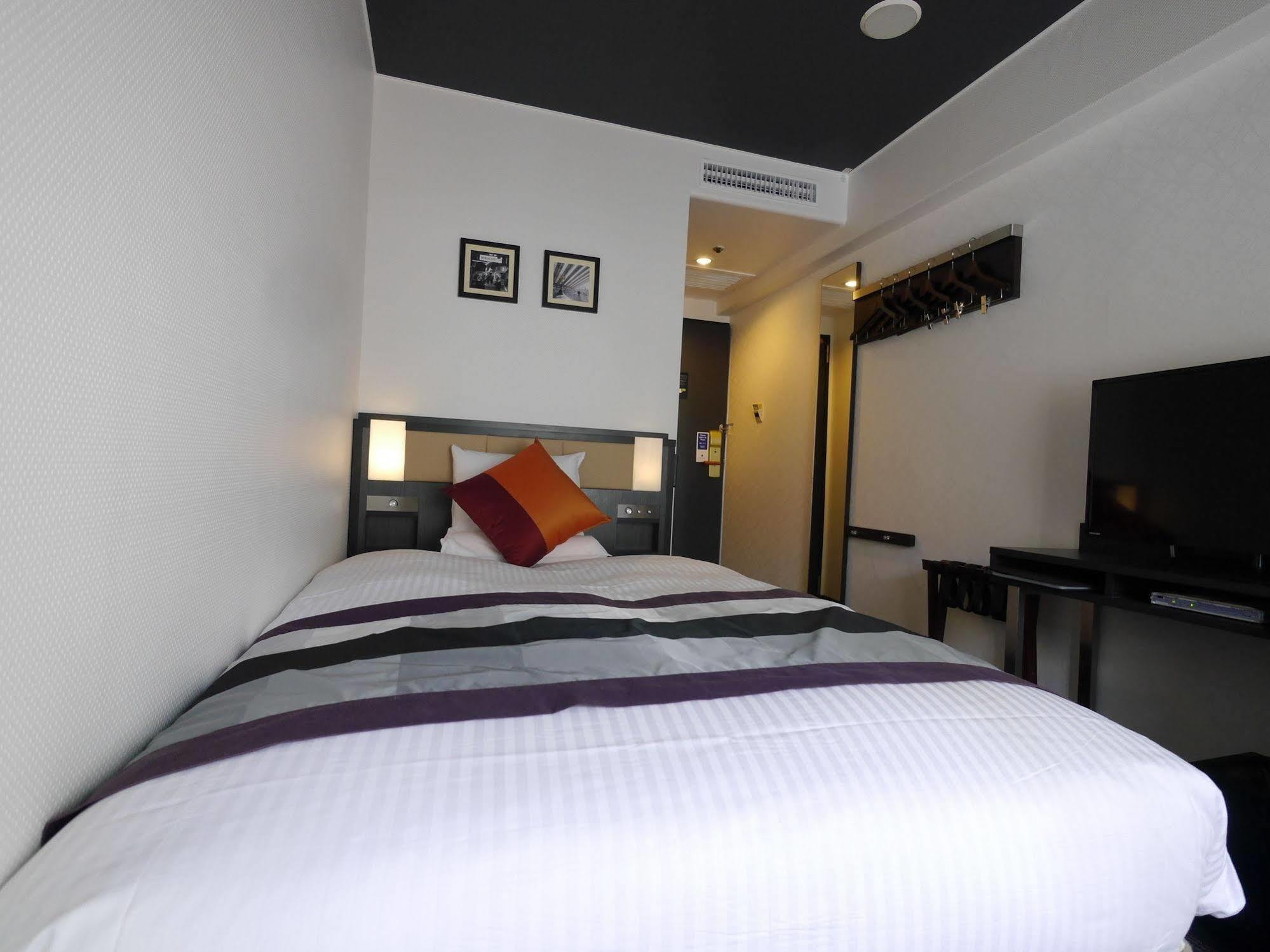 Hotel Mystays Shinsaibashi Oszaka Kültér fotó
